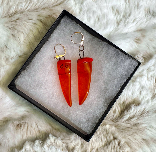 Vermillion Daggers